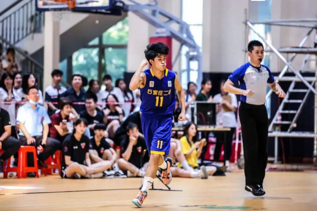 为什么篮球教练要不断改进训练方法_0